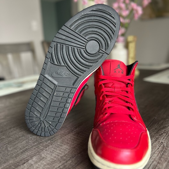 Air Jordan 1 retro Mid Gym Red size 13 - Picture 7 of 9